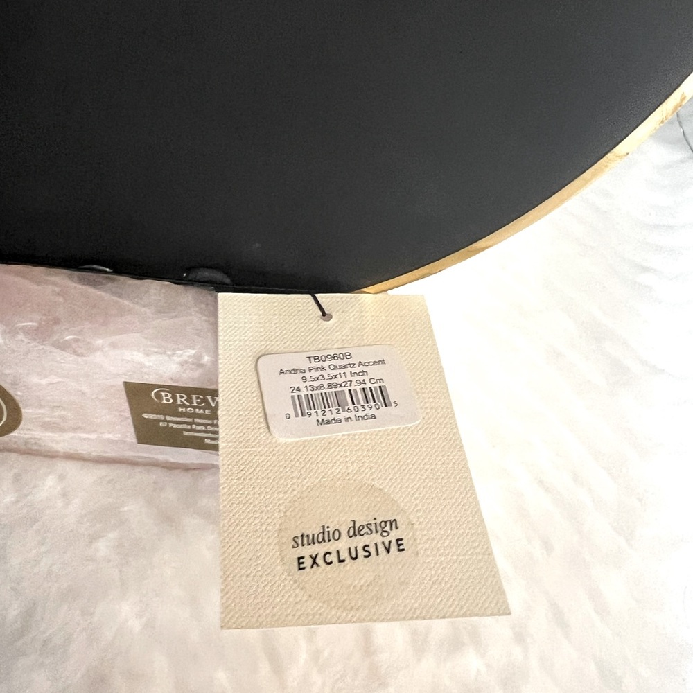Source and Co. NWT Stunning Genuine Rose Quartz with Round Brass Mounted Mirror - Picture 8 of 10